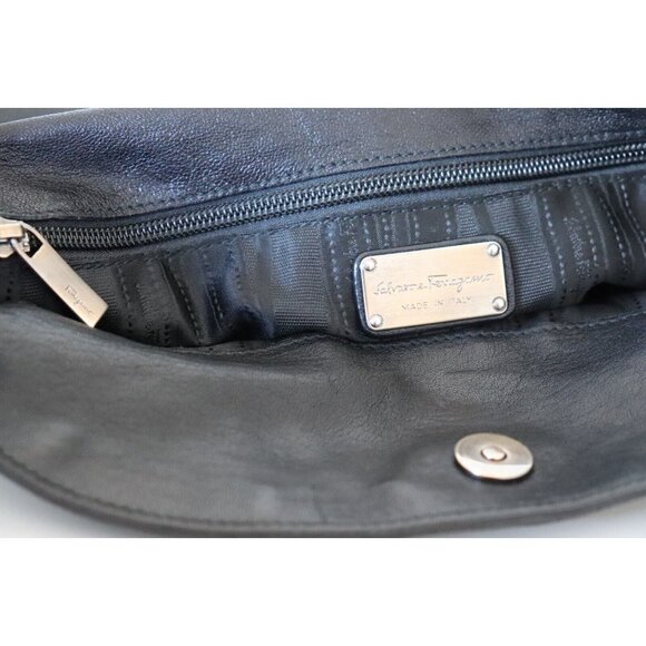 Salvatore Ferragamo Women's Black Hobo Top Handle Bag Leather Flap Pockets Purse - Picture 3 of 8